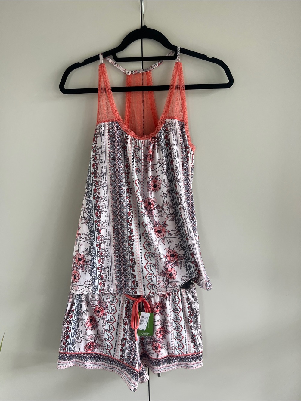 BNWT La Vie En Rose Pyjama Short Set - Picture 1 of 10
